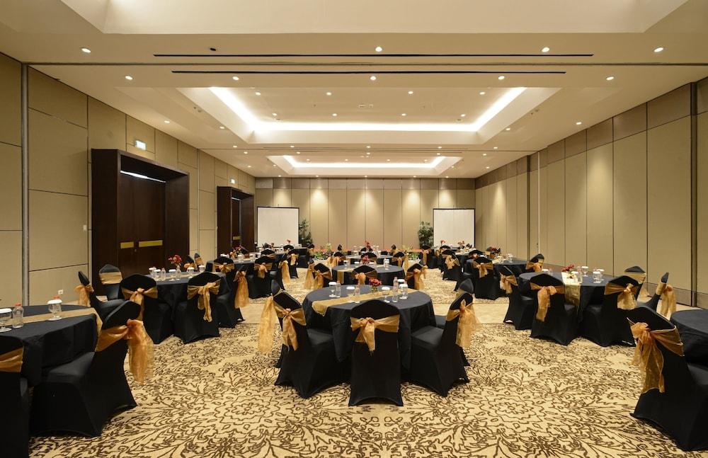 Premier Place Surabaya Airport Sidoarjo Εξωτερικό φωτογραφία